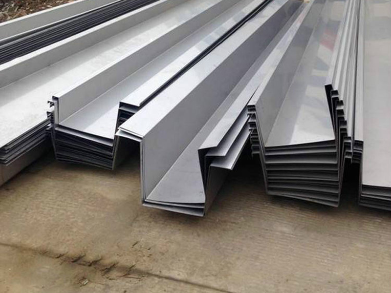 ���P����